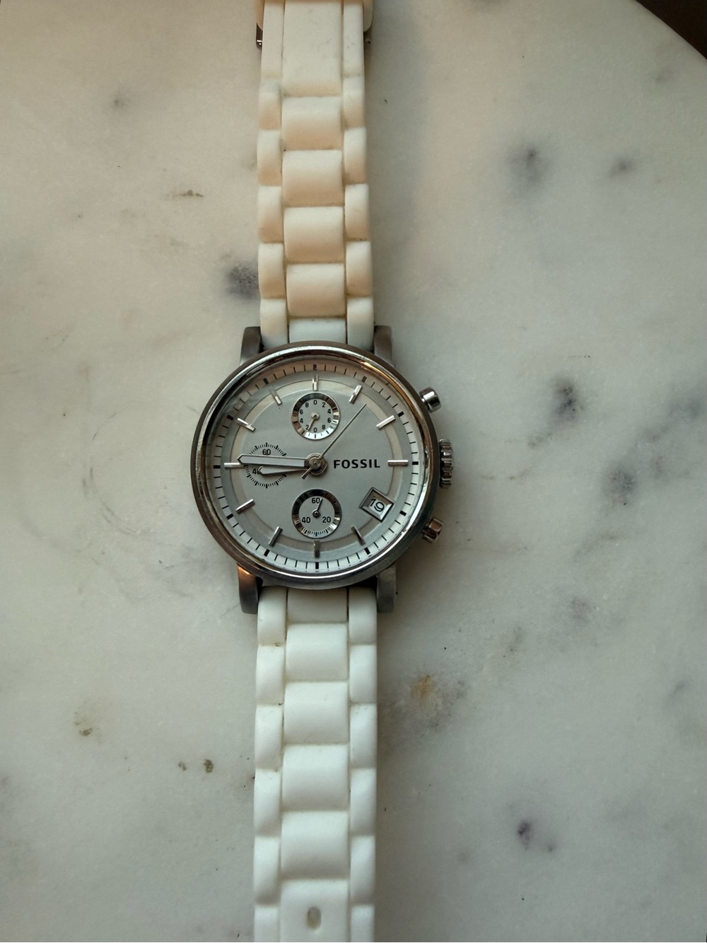 Fossil Silver Dial and White Silicone Strap Chronograph Watch